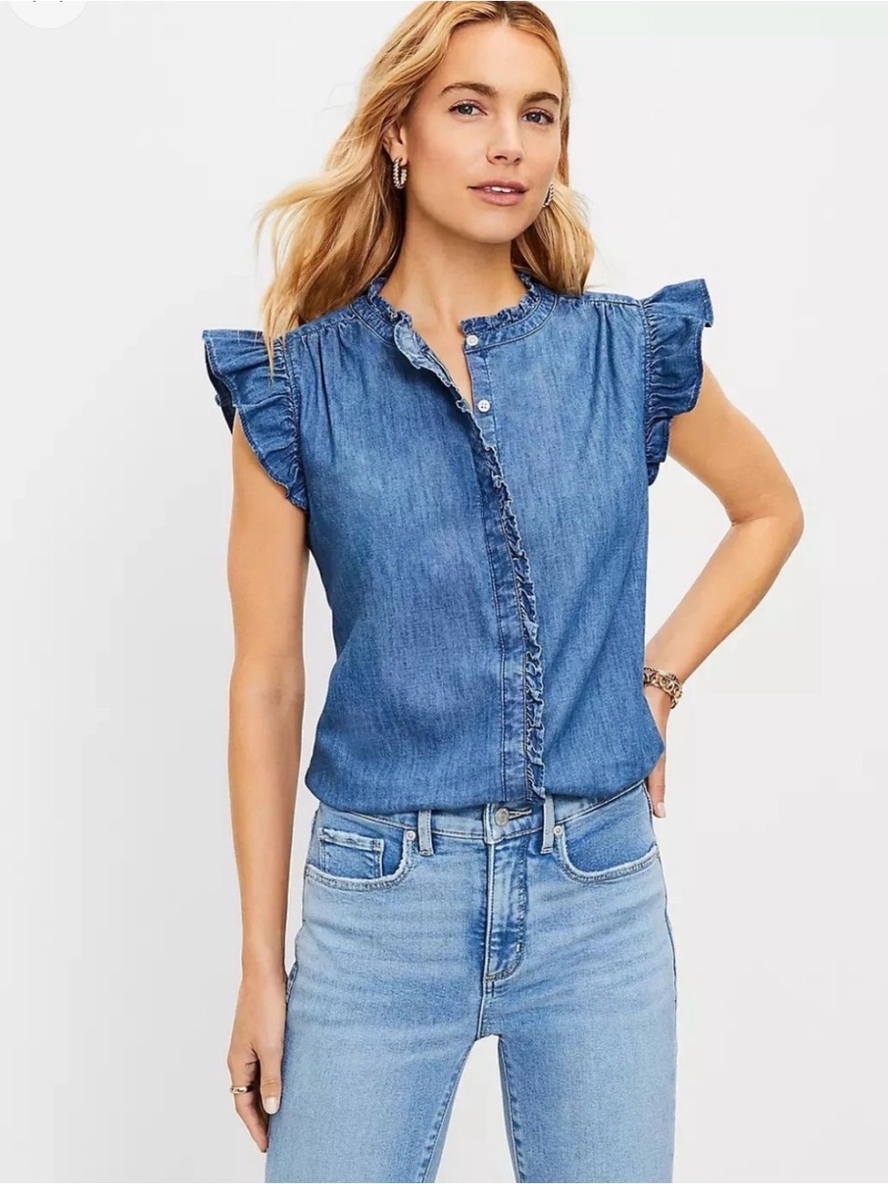 LOFT Denim Chambray Ruffle Trim Flutter Sleeves Top Sz M Boho Western Cottage - Picture 2 of 12